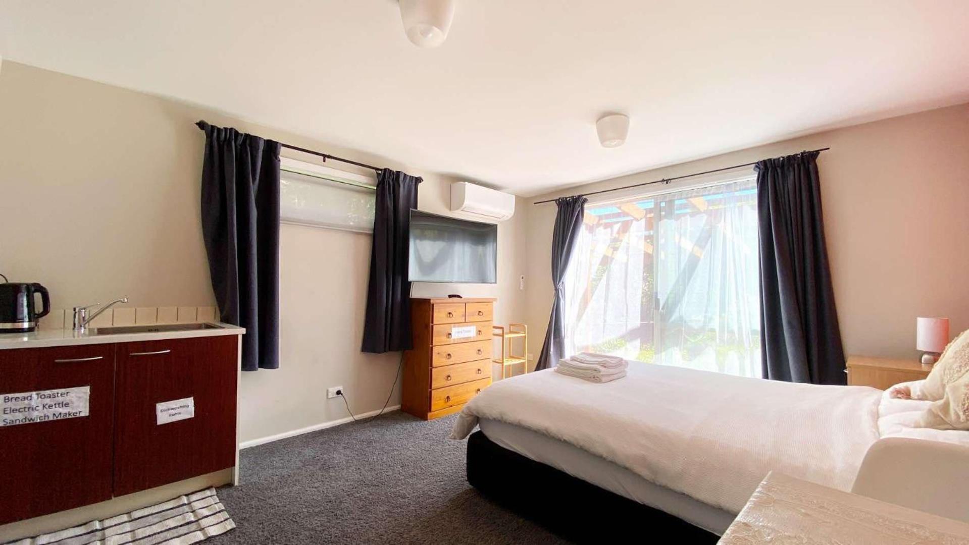 Private Studio Auckland Self Checkin And 2 Parking Netflix Prime Eksteriør bilde